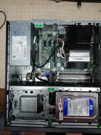 Computer Reapir & Service business photograph