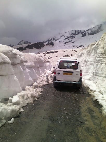 Tour and Travel Mountain Dalhousie business photograph