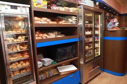 Monginis Cake Shop business photograph