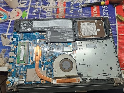 Fixtech laptop Repair business photograph