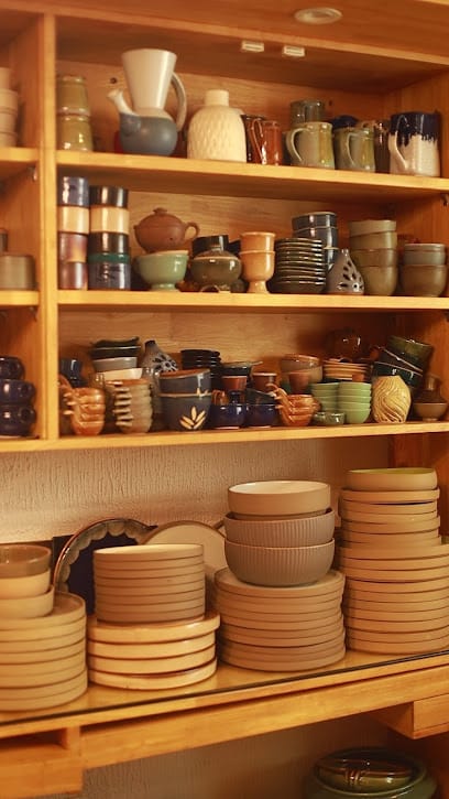 Clay & Glaze - Studio Pottery business photograph