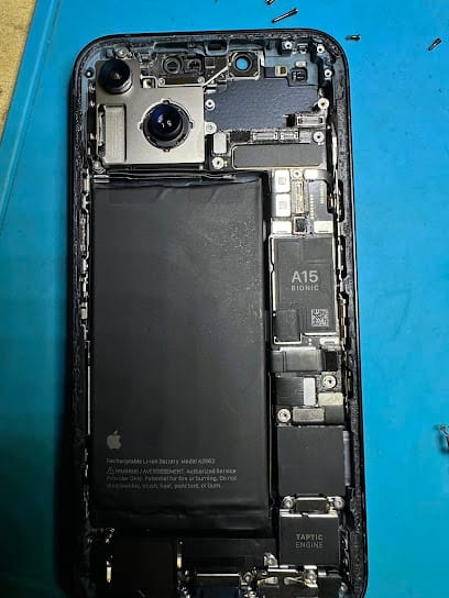 iBerry iphone service in Thrissur business photograph