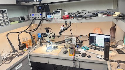 Eazyfixit – MacBook & iPhone iPad Repair Pune business photograph