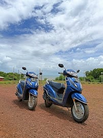 INDRA'S BIKE,TAXI SERVICE, TRAVELS. business photograph