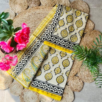 Awa's Boutique business photograph