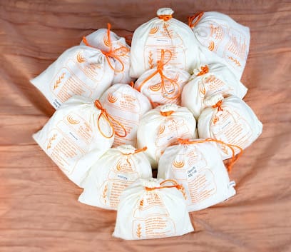 T & T foods: Food Analyst | Organic Rice, Cold Pressed Oil and Flour, Atta, Organic A2 Ghee & Millets Upma, Honey, Green Tea, business photograph