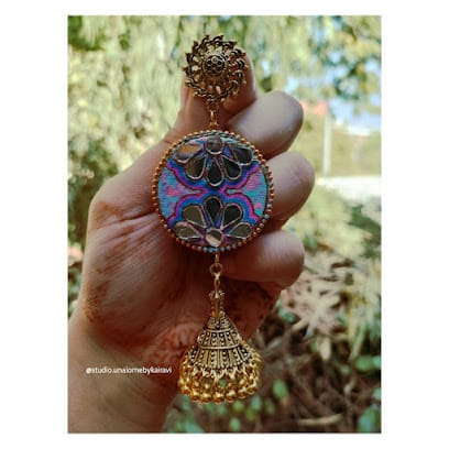 Studio Unalomebykairavi business photograph