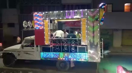 DJ FASHION LIGHT business photograph