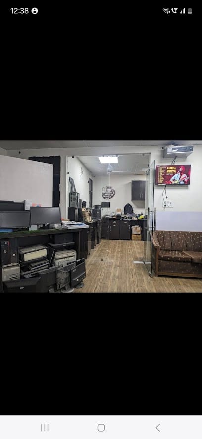 CITY COMPUTER CLINIC | Best Shop for Laptop Desktop Repair business photograph