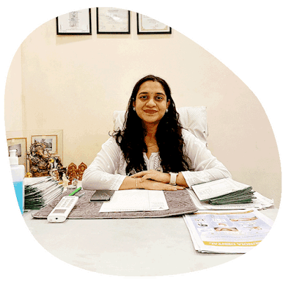 Dr. Raavi Asparagus | M.P.T( Orthopaedic),M.T.F.I |11 years | Physiotherapy Clinic in Safdarjung Enclave | South Delhi | business photograph