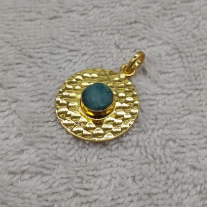 peppy imli - Artisanal jewelry & accessories business photograph