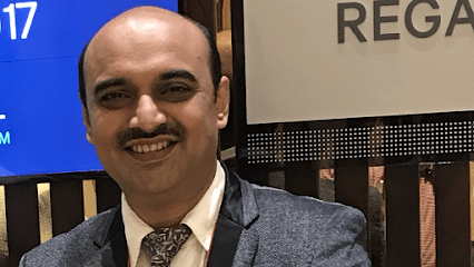 Dr Hrushikesh Saraf | Robotic Surgeon In Pune | Joints Clinic business photograph