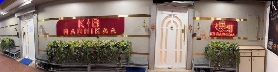 KB RADHIKAA business photograph