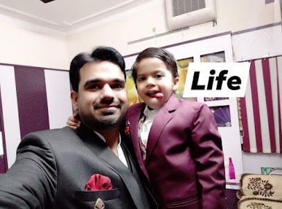 Arik Computers aka Dhamija business photograph