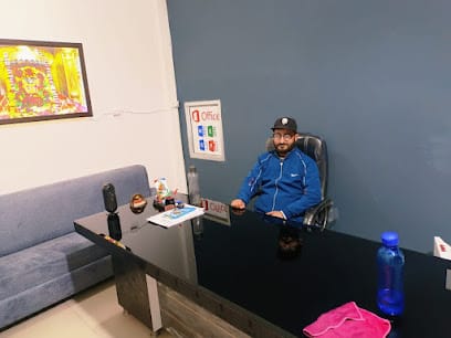 SS Cyber Tech business photograph