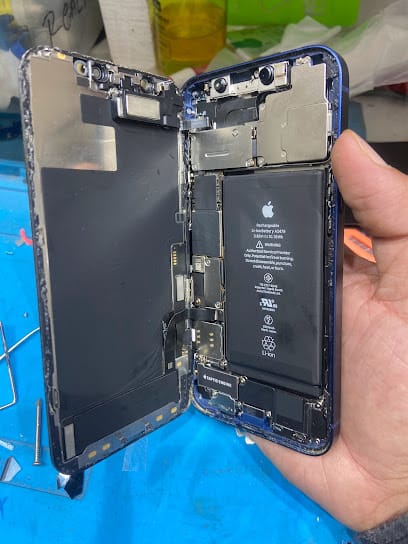 Care Plus Mobiles Centre business photograph