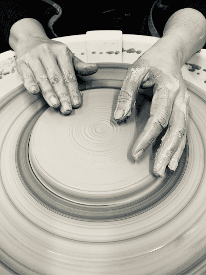 Zeventien Ceramics Studio business photograph