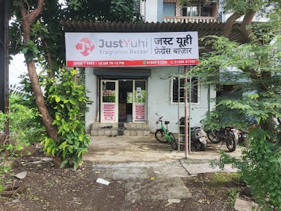 BelleGirl LifeStyle Just Yuhi Fragrance Bazaar business photograph