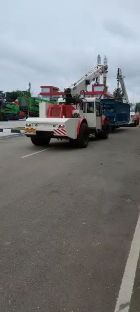 GROW LINE EQUIPMENT (Dealership of Franna a TEREX BRAND) business photograph