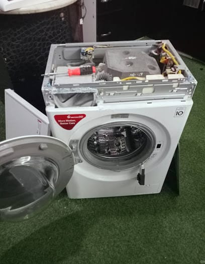 Danjo Repair business photograph