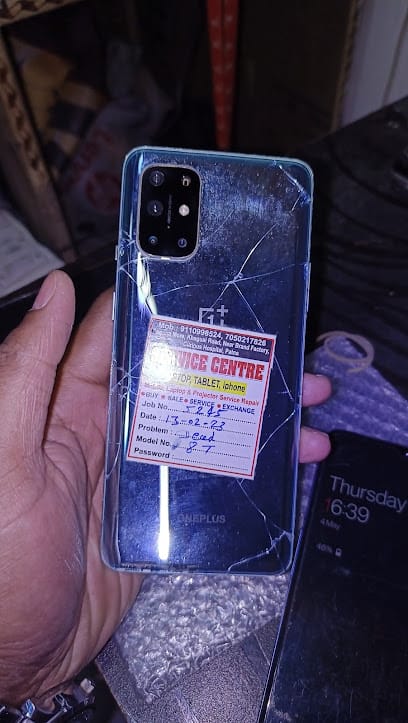 One Care OnePlus Service Center business photograph