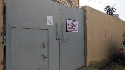 MASSIVE FOOTWEAR business photograph