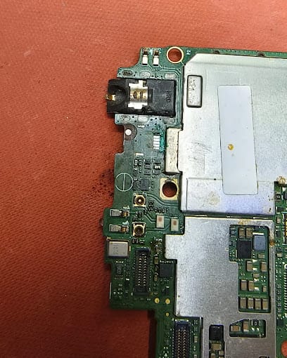 A.M.D REVERSE ENGINEERING Mobile Service Center business photograph