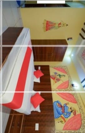 Apple Home Stay business photograph