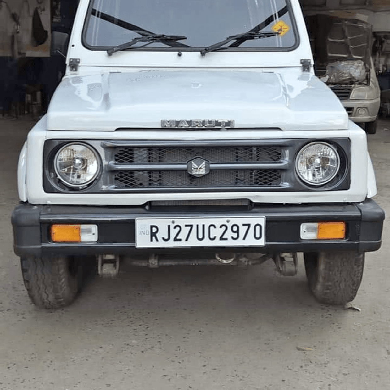 Pipariya to pachmarhi taxi service business photograph