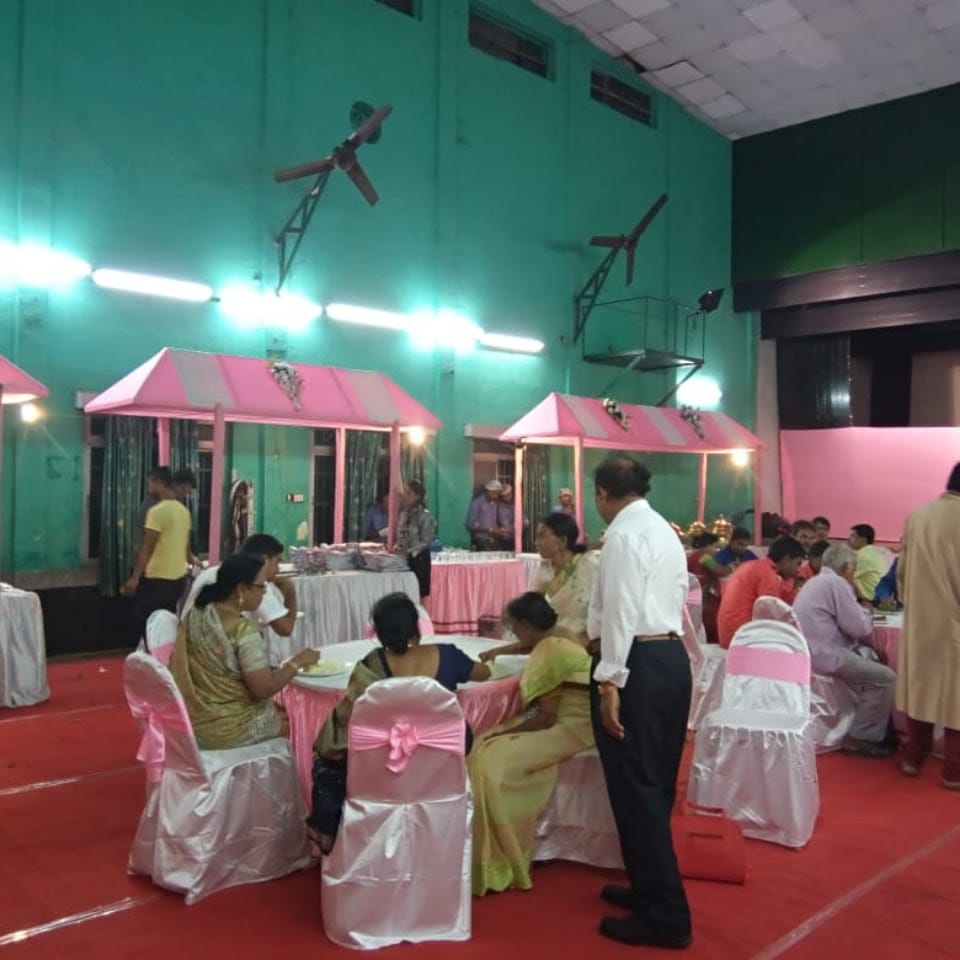 R.S. Decorator business photograph