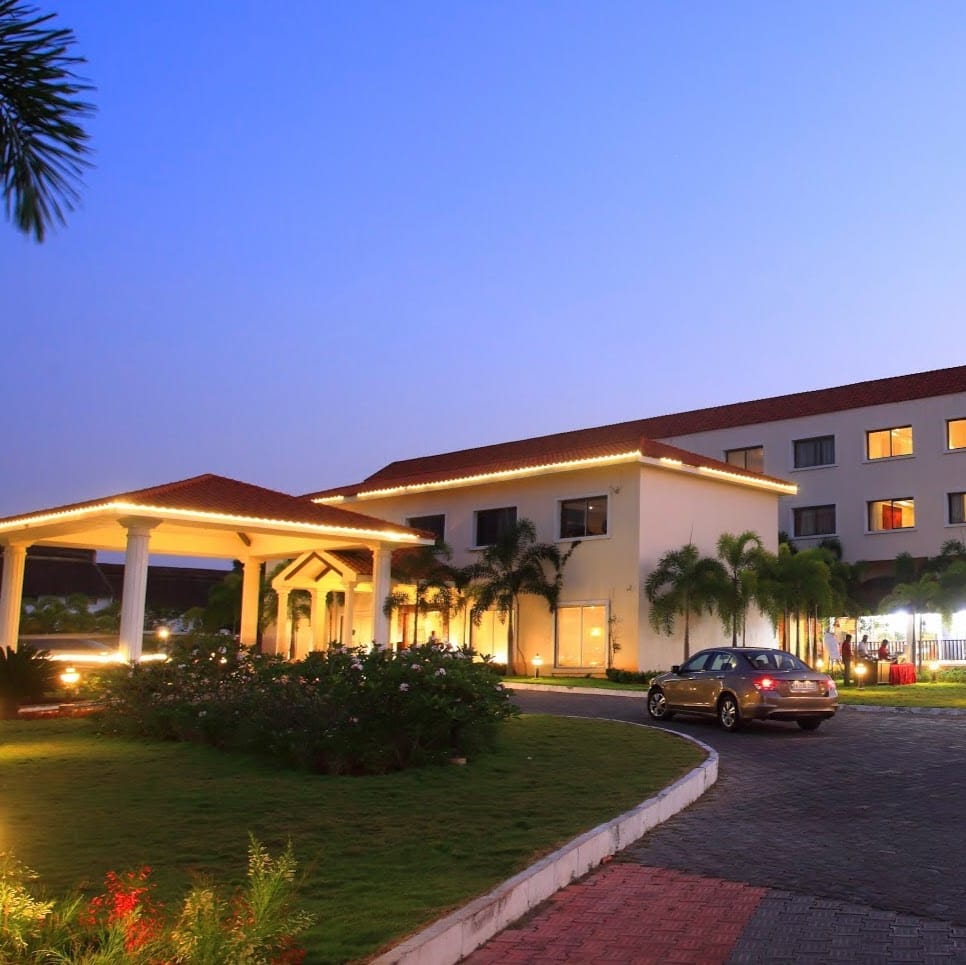Grand Serenaa Hotel & Resorts business photograph