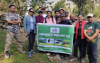 LGM ADVENTURES SONAMARG KASHMIR business photograph