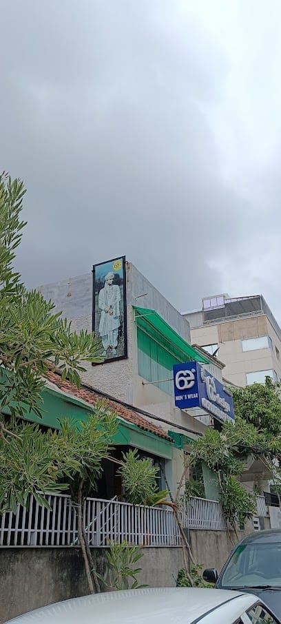 6E Design business photograph