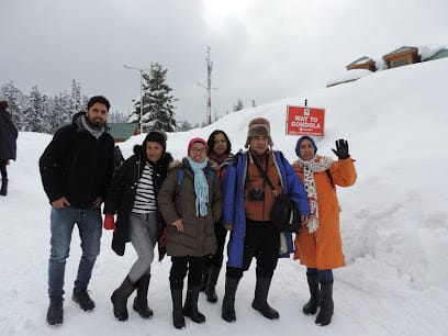 Discover Kashmir Tour N Travels business photograph