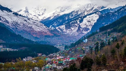 Manali Tour Packages business photograph