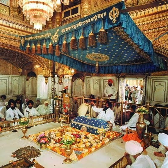 Vikram tour travel business photograph