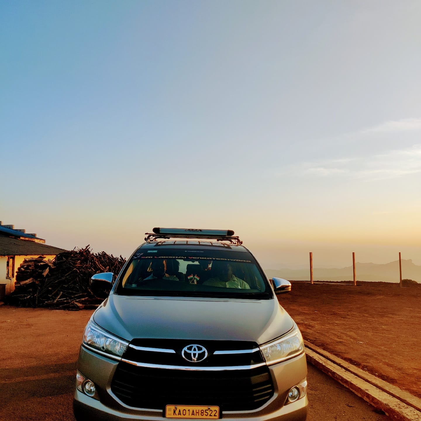 SRI LAKSHMI VENKATESHWARA TOURS business photograph