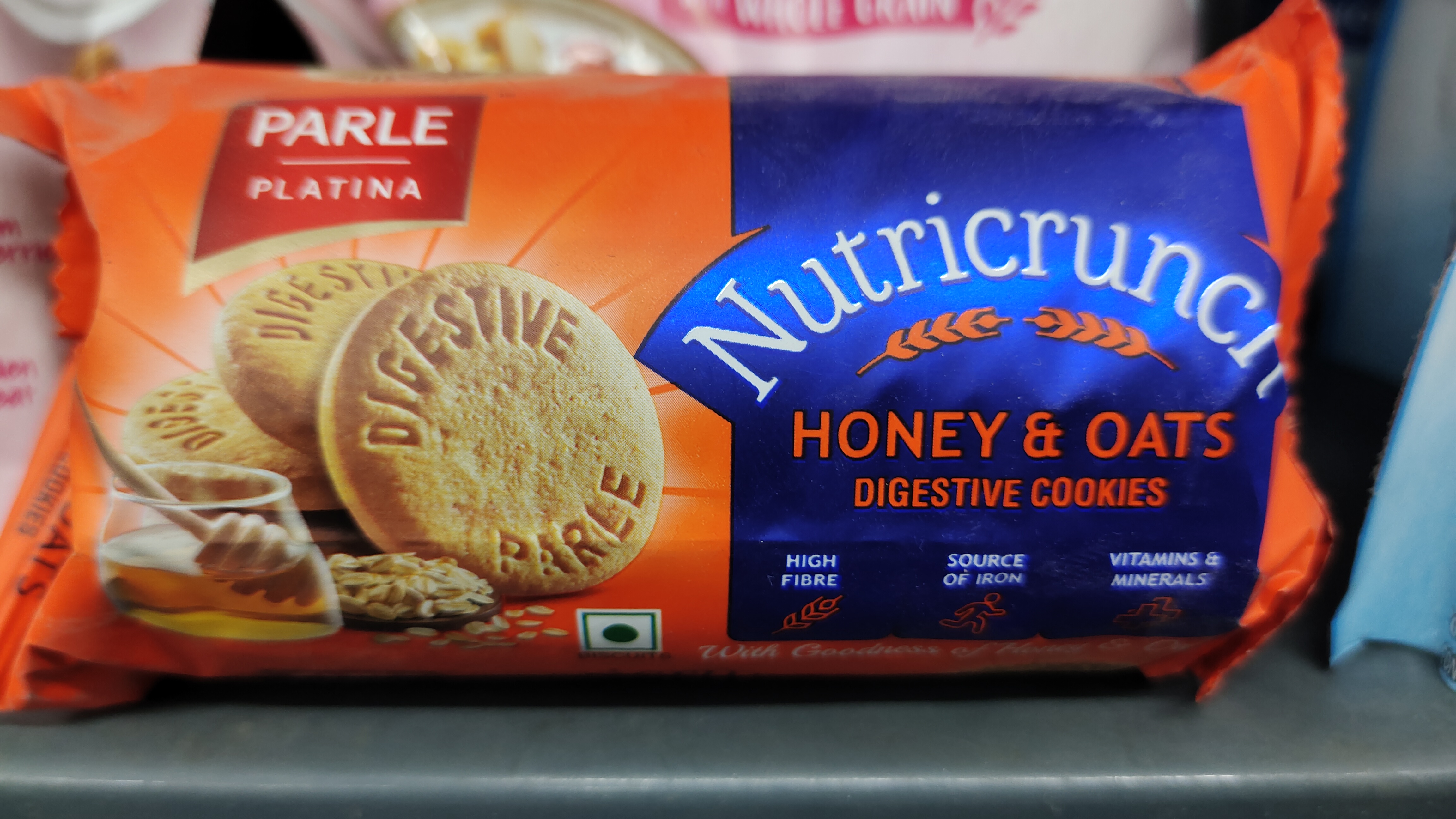 Parle nutricrunch honey & oats digestive cookies