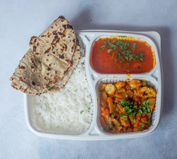 Thali - tandoori roti