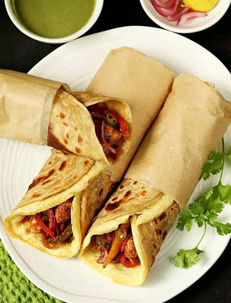 Chicken tikka roll