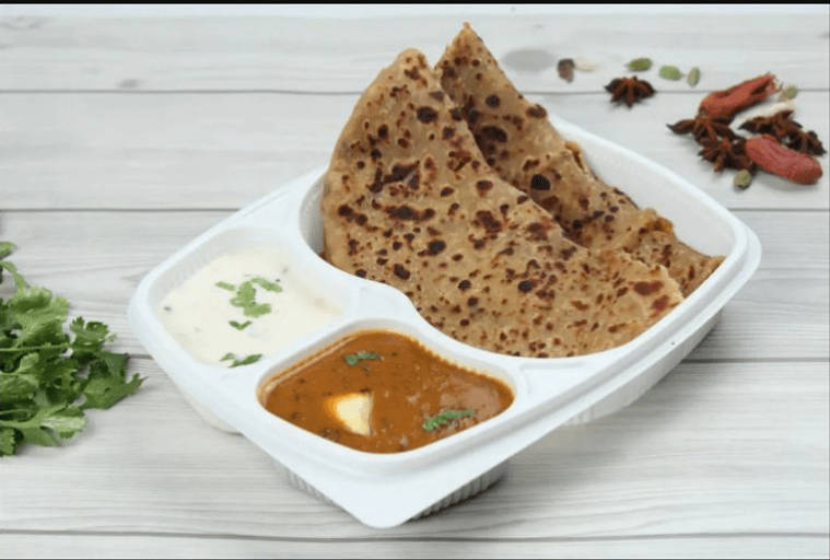 2 aloo paratha + chole