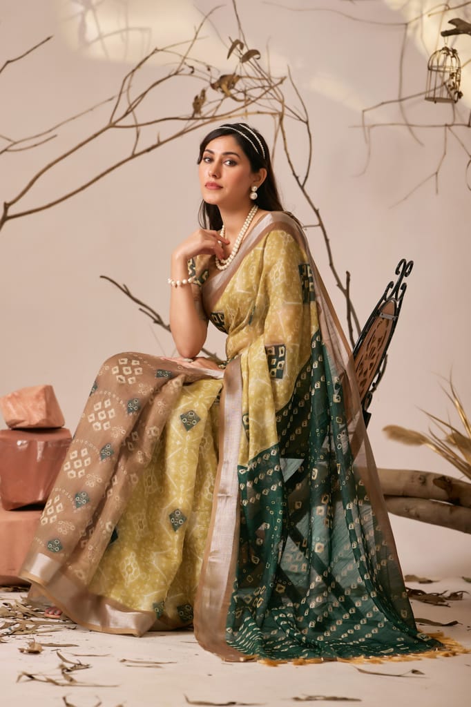 Women's Bandhani Print Cotton Silk Saree with Tassels view 2