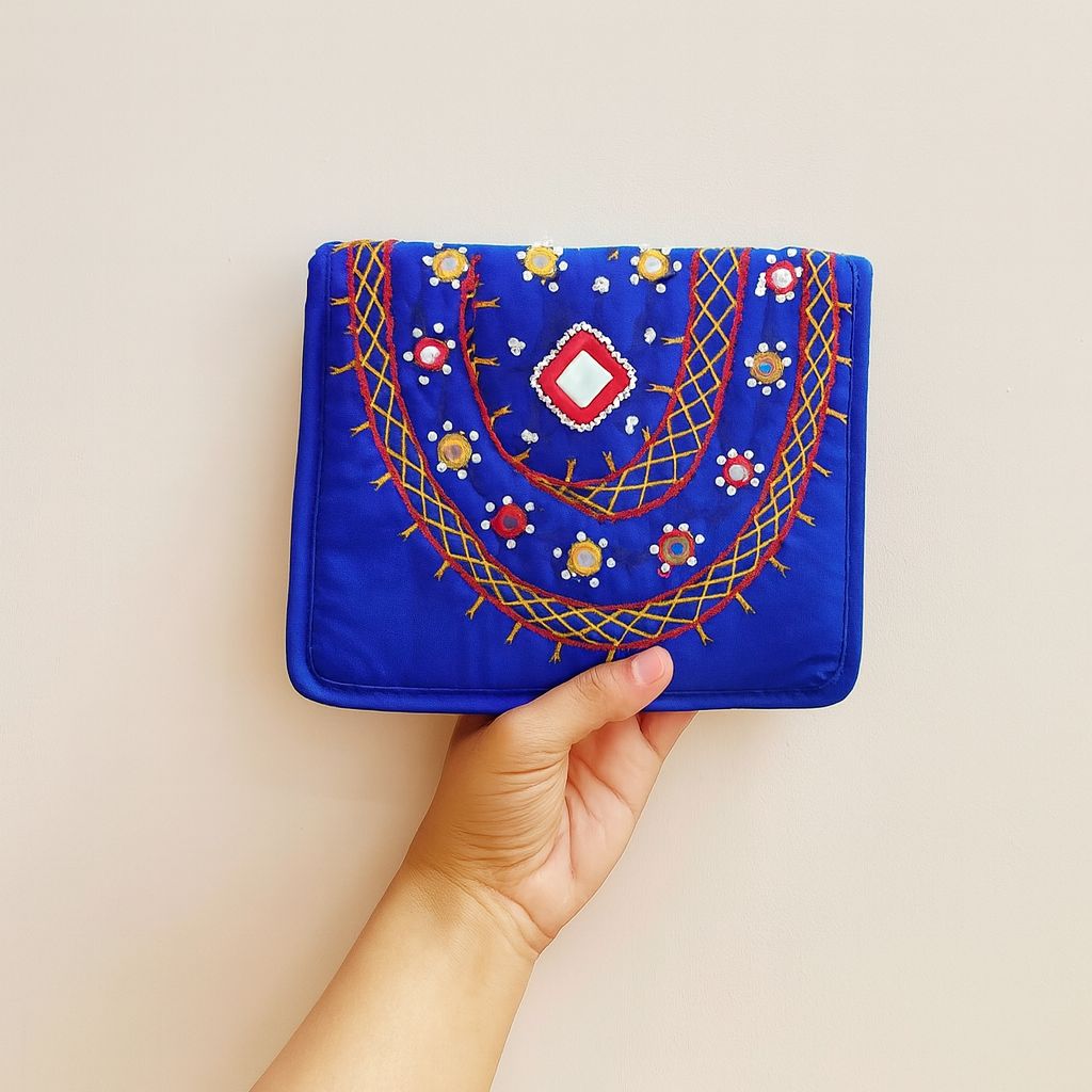 Hand-Embroidered Quilted Cotton Clutch – A Blend of Tradition & Modern Elegance view 2