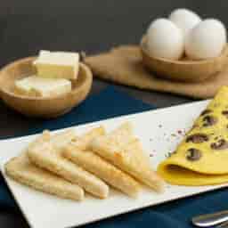 Cheesy Mushroom Omelette [315 Kcal]