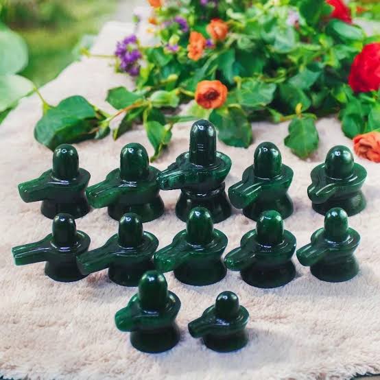 SahajHast Handcrafted Natural Margaj Stone Shivling Green Aventurine / Emerald Stone view 2