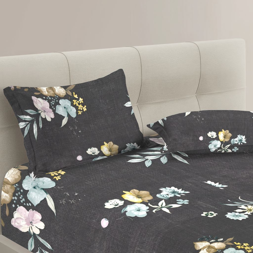 Quirky Home Fantasy Collection King Bedsheet with 2 Pillow Covers view 2