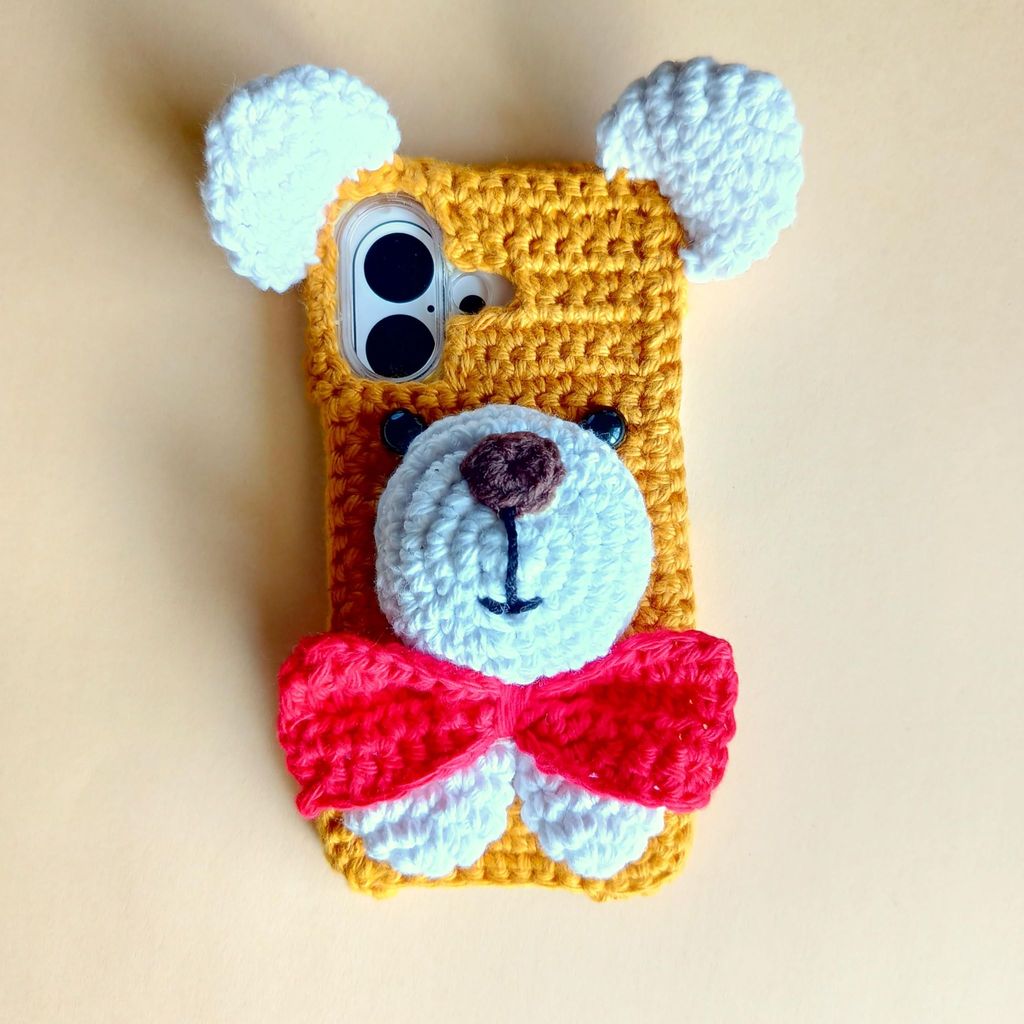 Art Tales Latest Handmade Crochet Unique Back Case Cover for iPhone 16 view 2