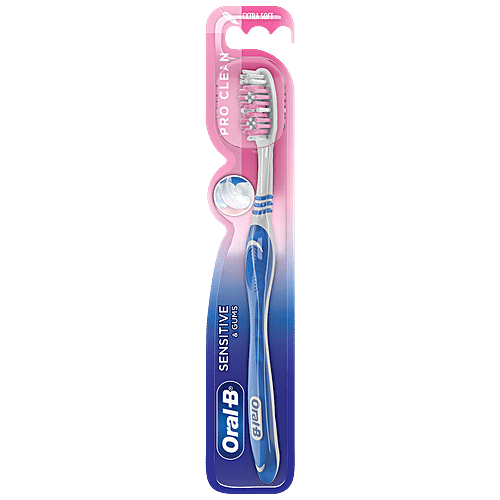 Oral-B Sensitive & Gums – Precision Clean Toothbrush – 3 in 1 herbs infused bristles