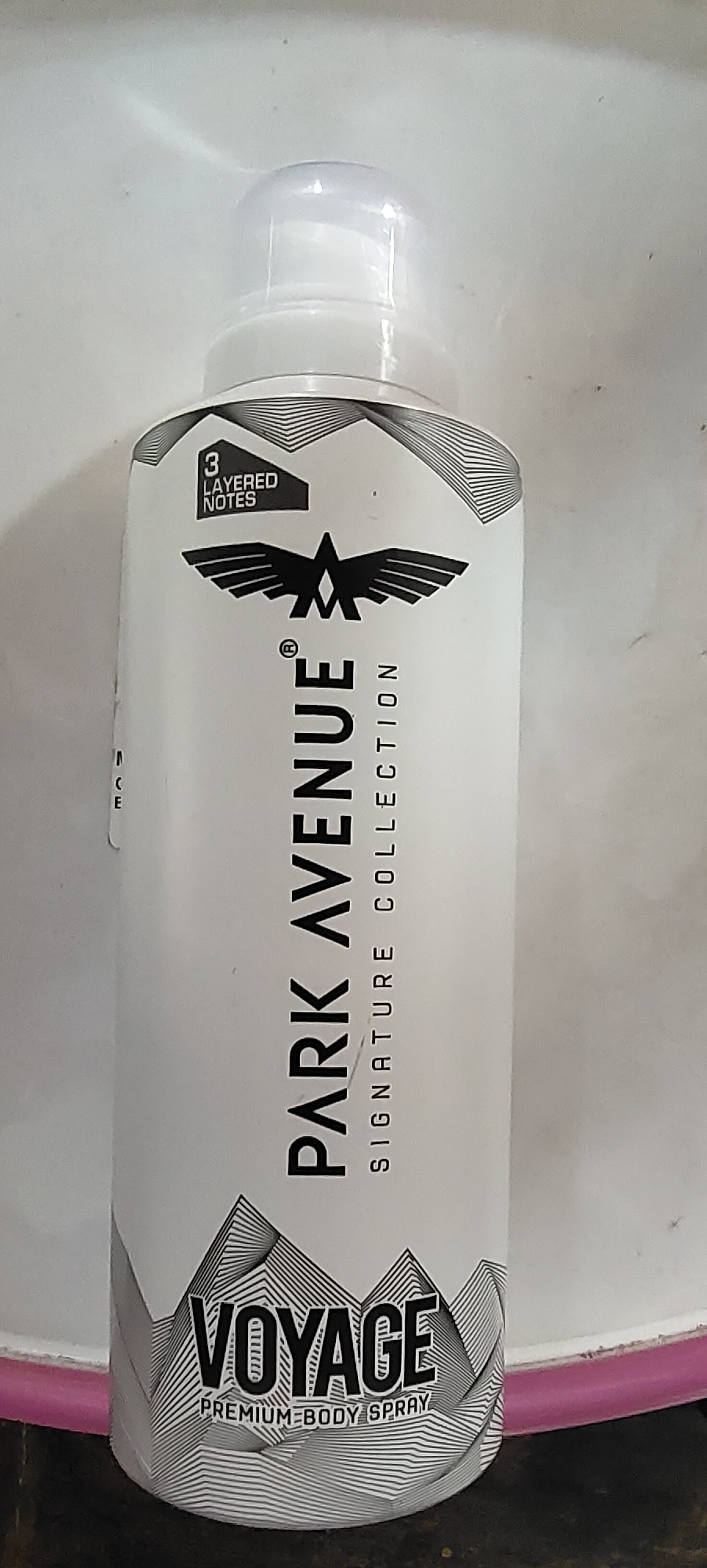 Park Avenue voyage premium body spray signature collection