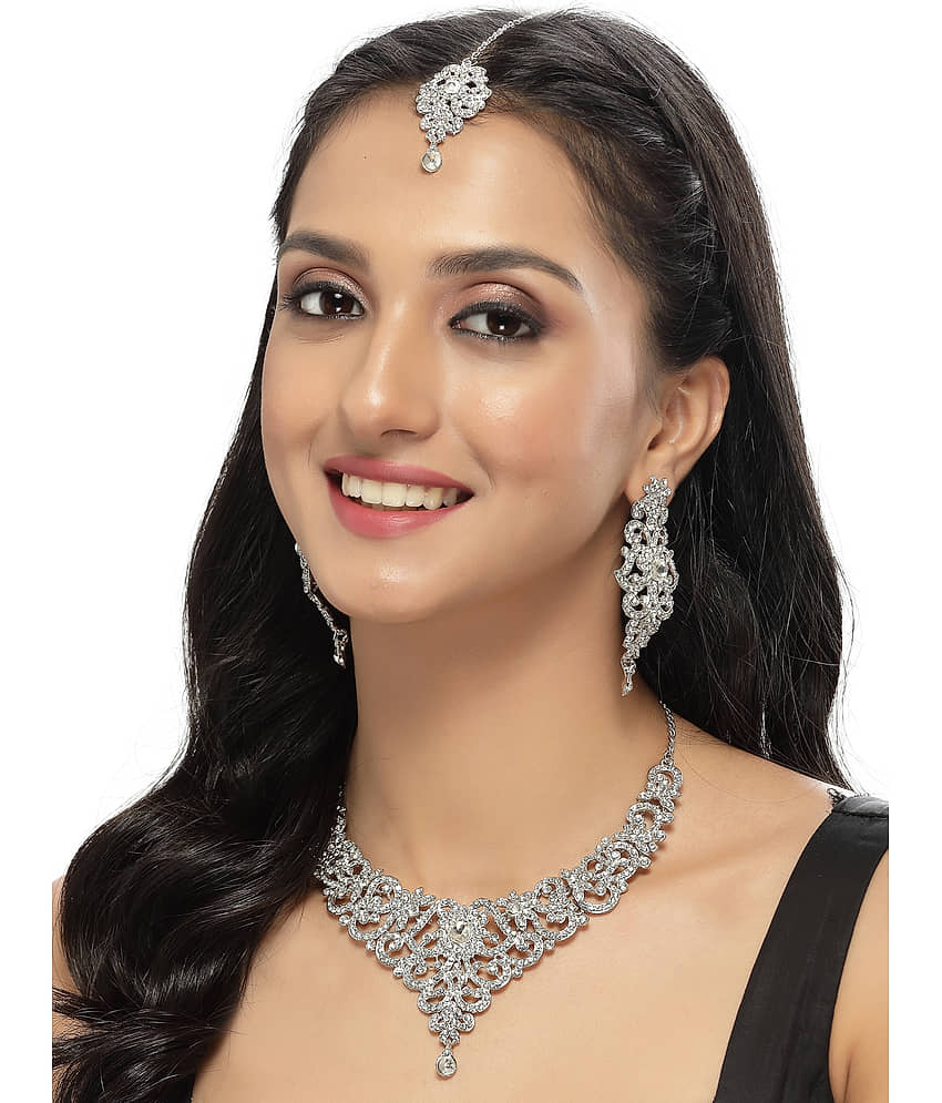 Sukkhi Silver Alloy Necklace Set ( Pack of 1 ) view 2